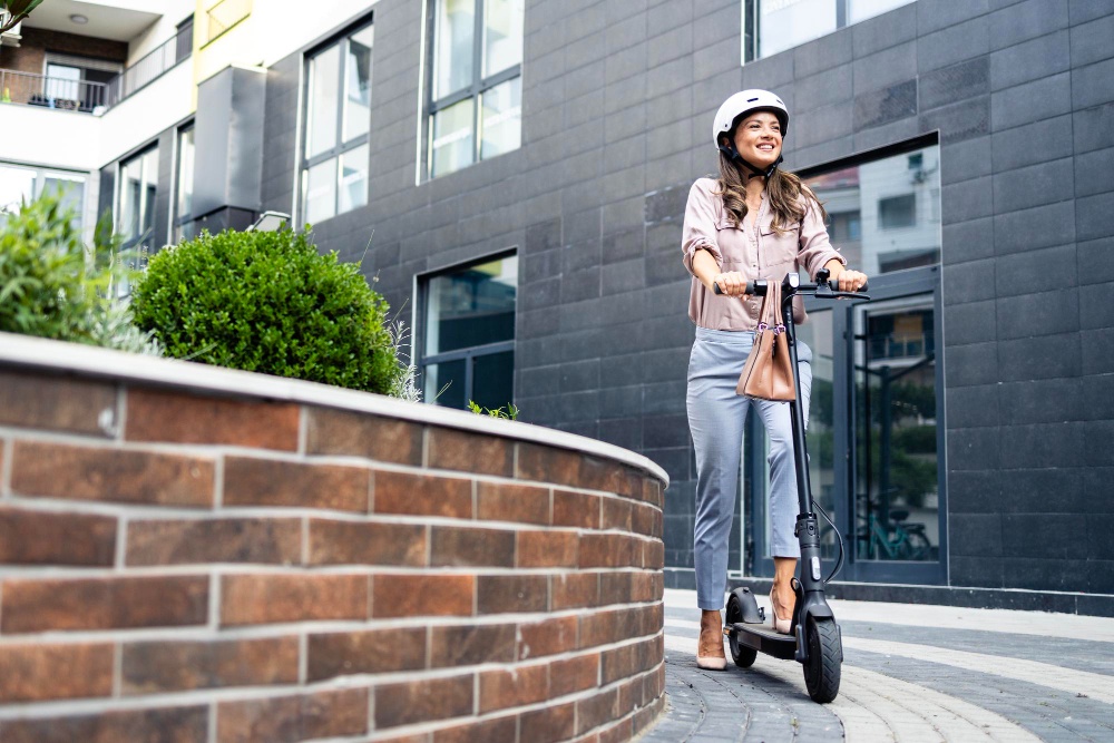 Brangus ar pigus elektrinis paspirtukas – kur slypi tikras skirtumas